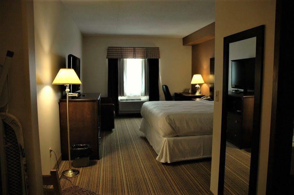 Days Inn By Wyndham Leamington Extérieur photo