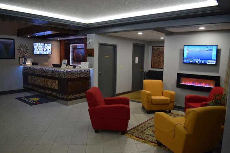 Days Inn By Wyndham Leamington Extérieur photo